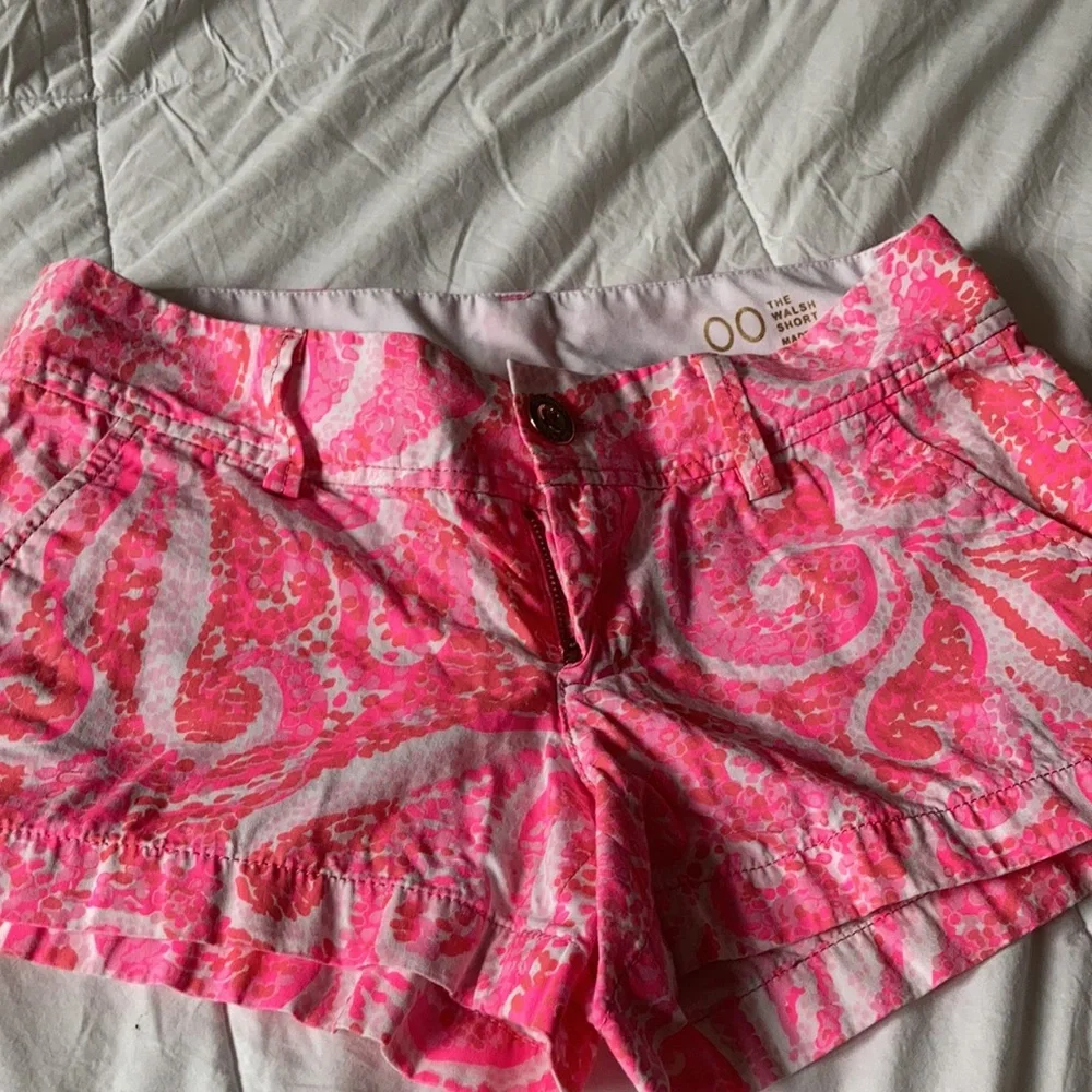 Lilly Pulitzer - Picture 4 of 10